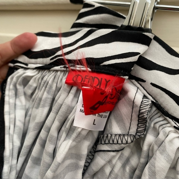 Deadly Dames by Micheline Pitt Zebra Print Jenny Skirt, Size Large EUC - Picture 5 of 7